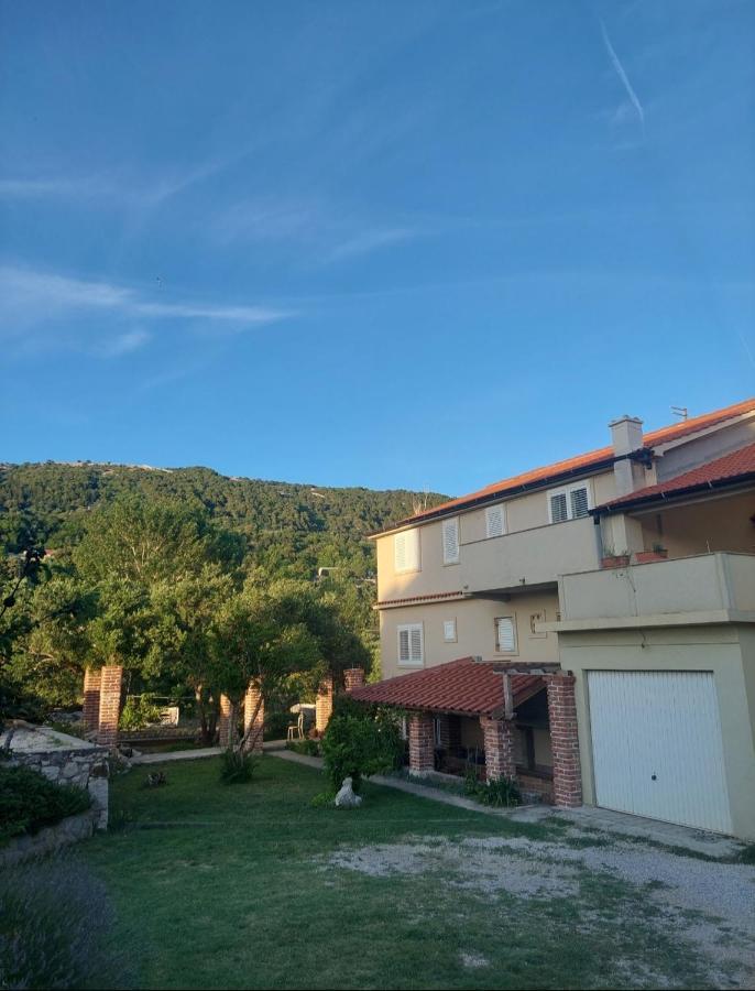 Novouredeni Apartman Marko Mundanije المظهر الخارجي الصورة